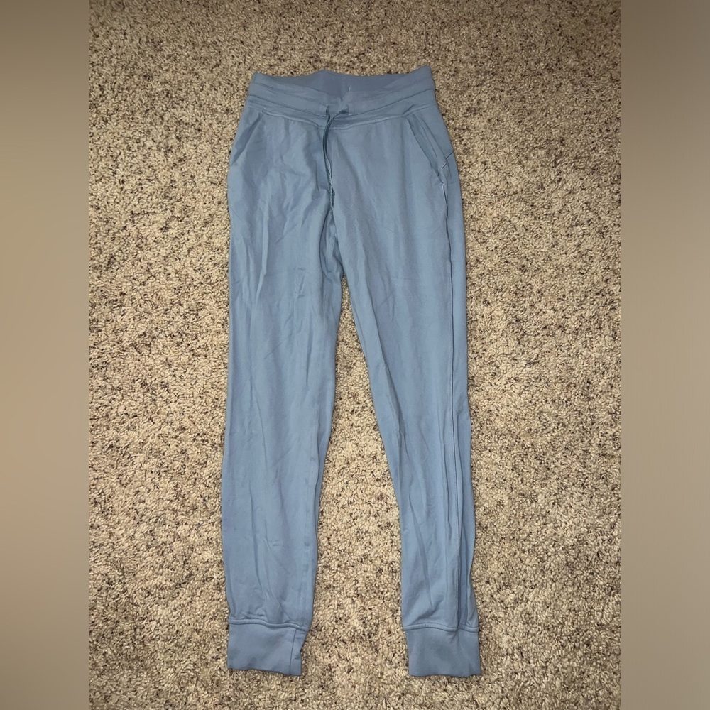 Lululemon align joggers size 4 baby blue color